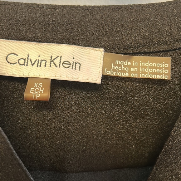 Calvin Klein Women’s Black Shirt - Picture 7 of 7